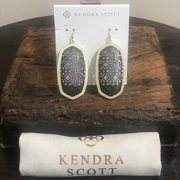 NWT Kendra Scott Danielle’s Gold/Gunmetal Filigree - Picture 3 of 7